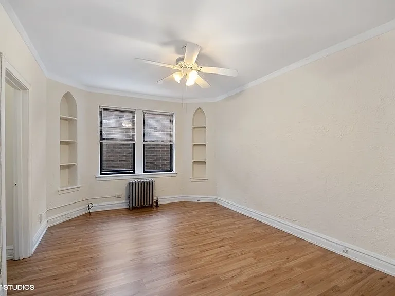 4829 N Damen Ave — Photo 7