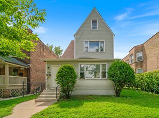 1118 Garnett Pl, Evanston, IL 60201
