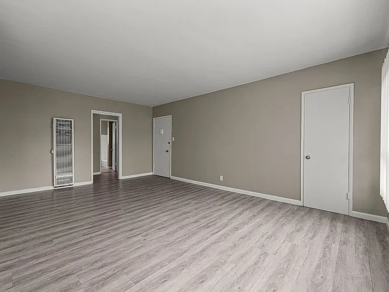 3845 Potomac Ave #11 — Photo 11