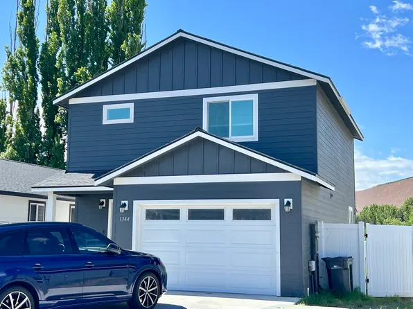 1344 Theo Way, Rock Island, WA 98850