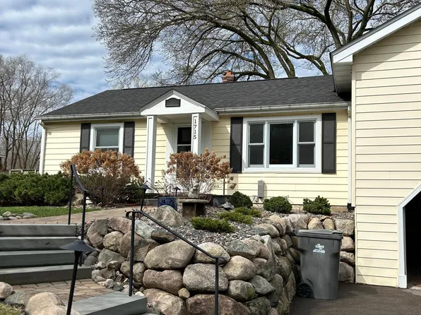 1715 Dunkirk Ln N, Plymouth, MN 55447
