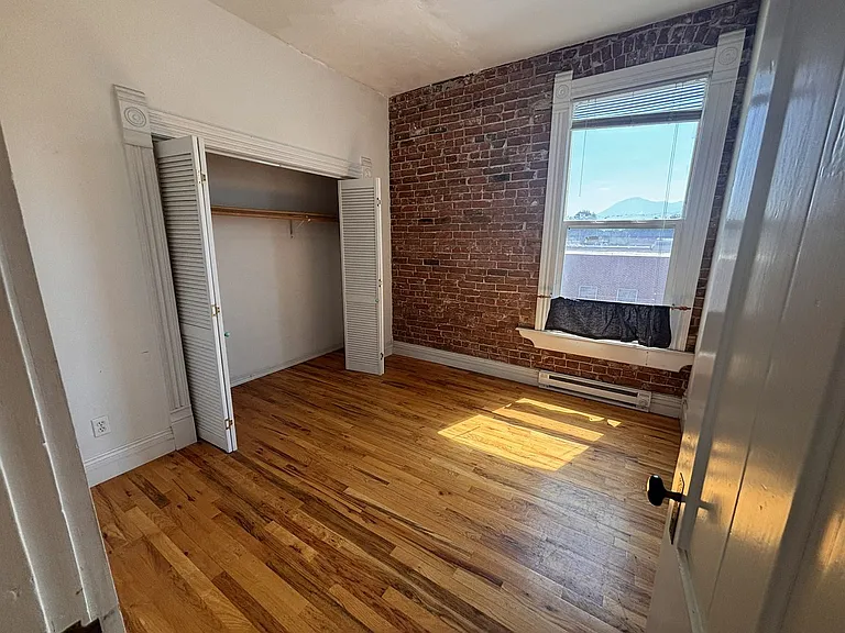 101-107 W Bridge St #1 — Photo 10