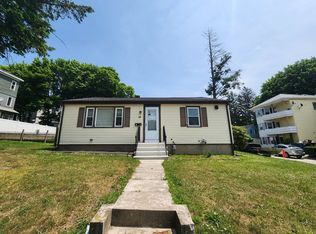 14 Louise St, Worcester, MA 01607