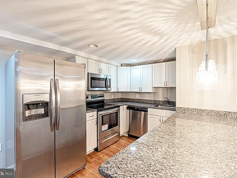1535 Gales St NE — Photo 21