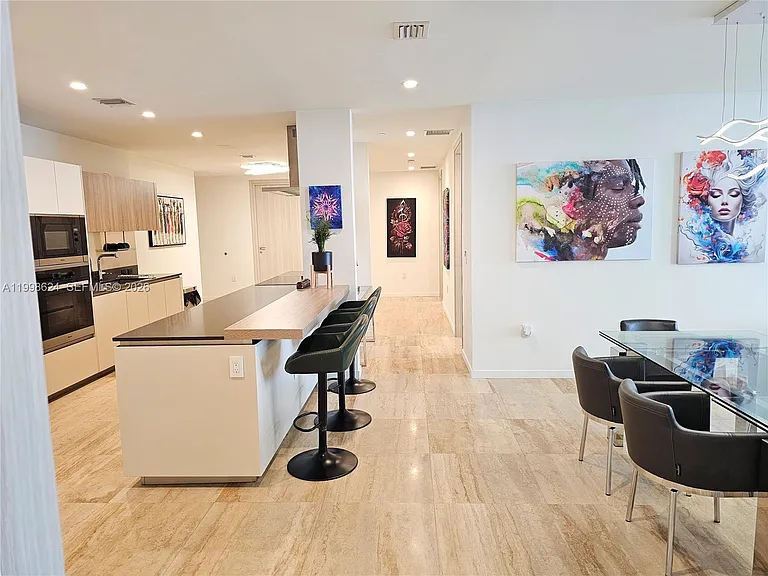 1000 Brickell Plz #Penthouse 5503 — Photo 4