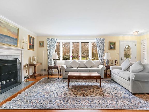 5th image of 30 Weston Hill Rd