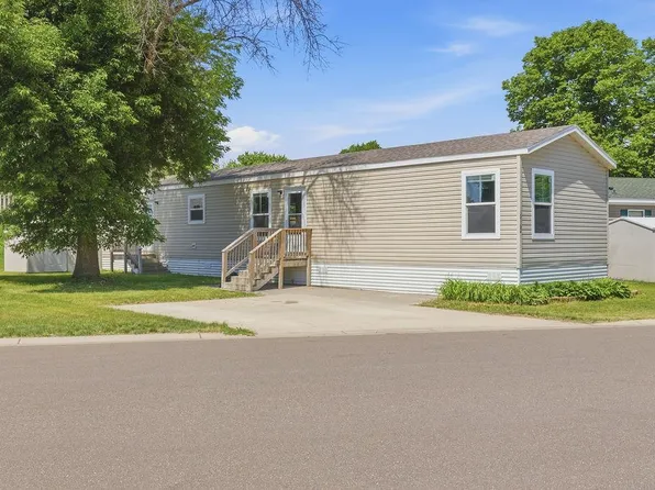 10162 Pierce Pl NE, Blaine, MN 55434
