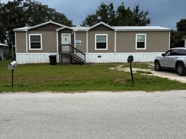 409 Oakmont Ave, Moore Haven, FL 33471