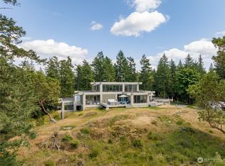 92 Sandpiper Dr, Eastsound, WA 98245