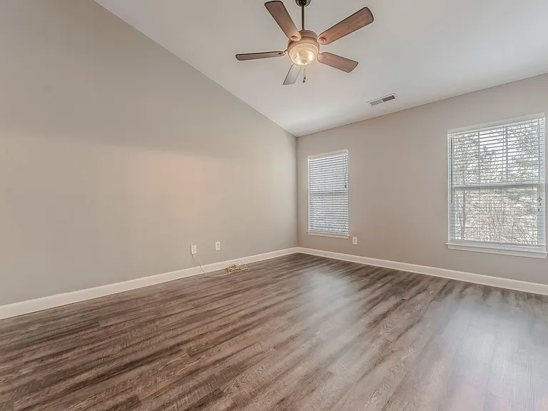 713 Samuel Cary Dr — Photo 8