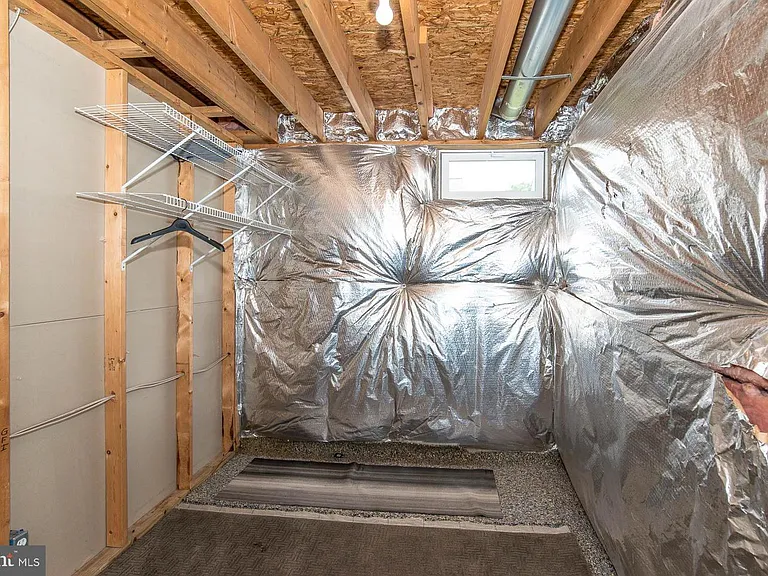 8004 Towering Oak Way — Photo 19