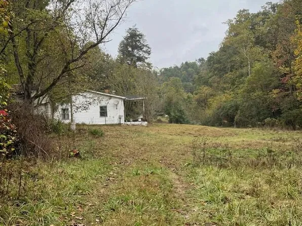 445 Caudill Br, Sitka, KY 41255