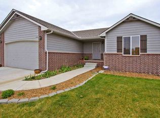 1425 E Alise St, Derby, KS 67037