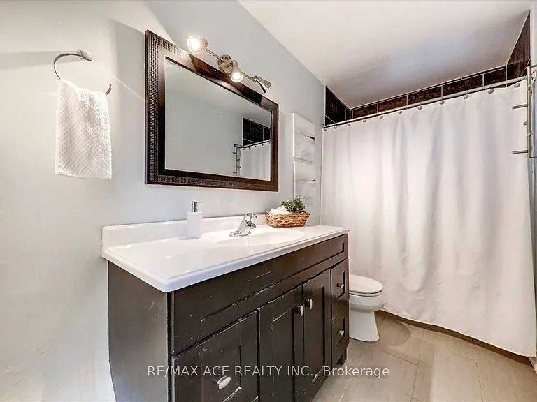 1 Wagner Dr — Photo 20