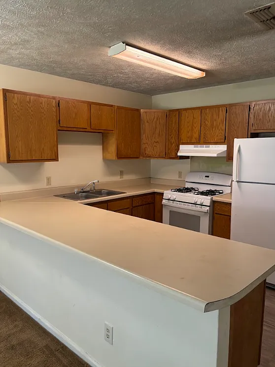 2 bed, 800 sqft, $795 — Photo 3