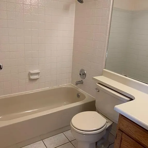 Full bath connected to first bathroom.