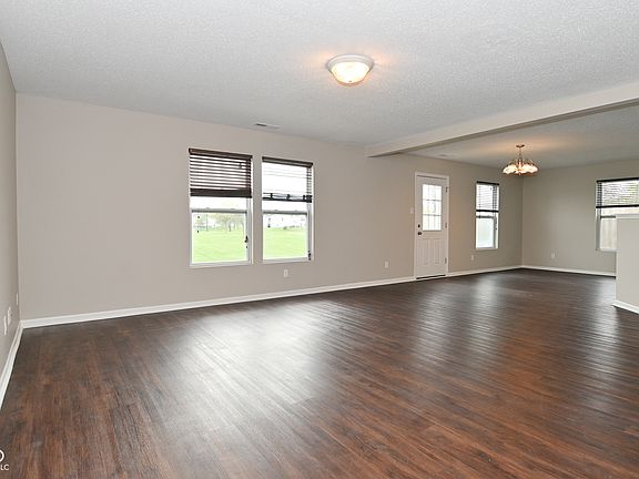 5th image of 1329 Central Park Dr