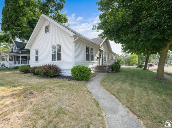 304 Dexter St, Milan, MI 48160