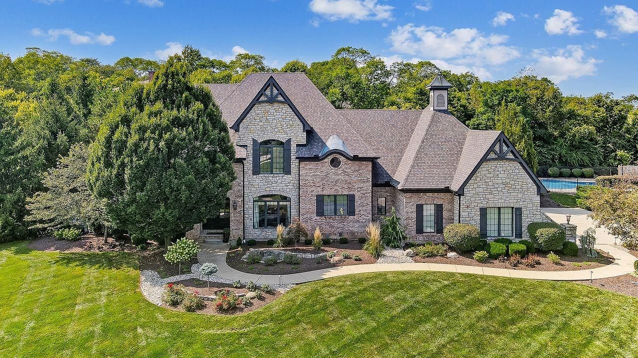 7086 Kendal Ln, West Chester, OH 45069 Zillow