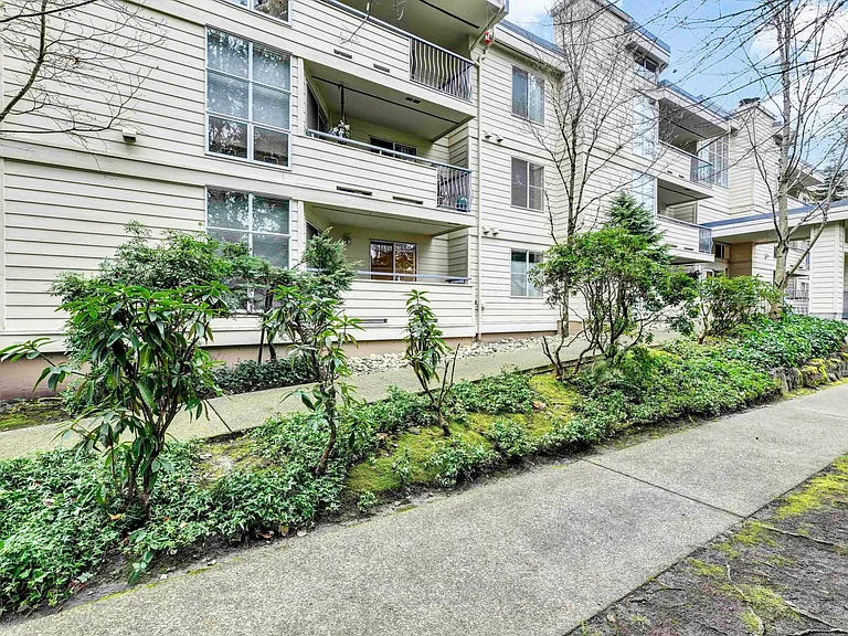 424 102nd Ave SE #107 — Photo 19