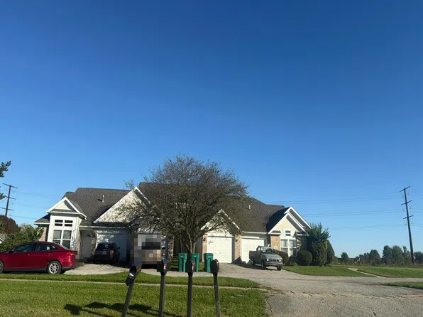 560 W 86th Cir, Merrillville, IN 46410