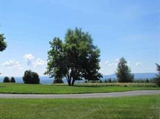 11 Villa Dileonardo Dr #0, Marlboro, NY 12542
