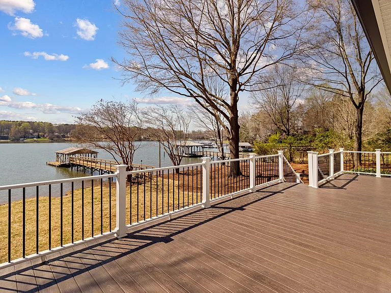 118 Revere Dr — Photo 28