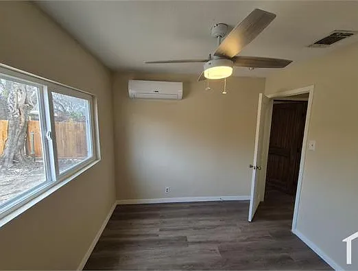 4018 Sunrise Cove Dr — Photo 14