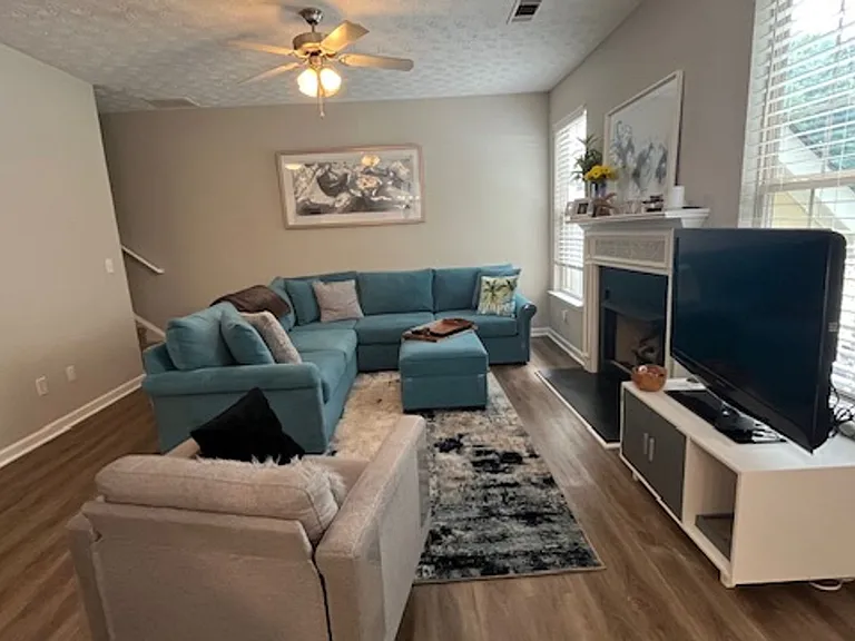 4056 Hill Station Ct — Photo 14