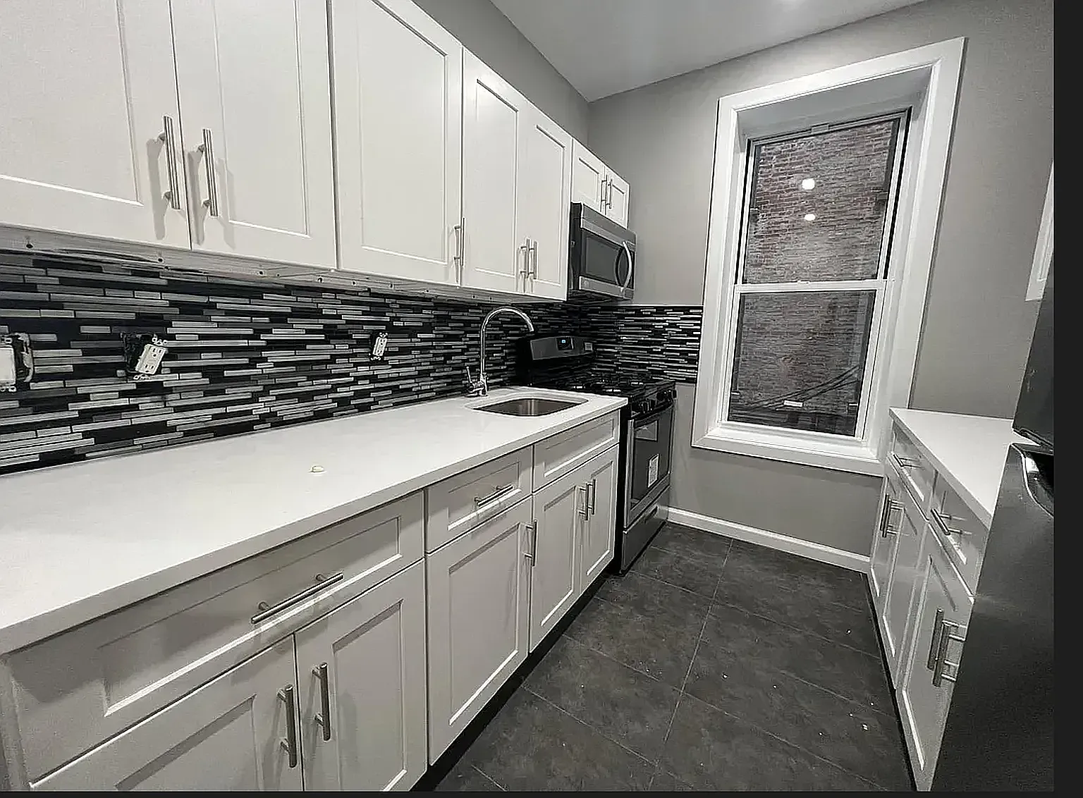 51 Buchanan Place — Photo 2