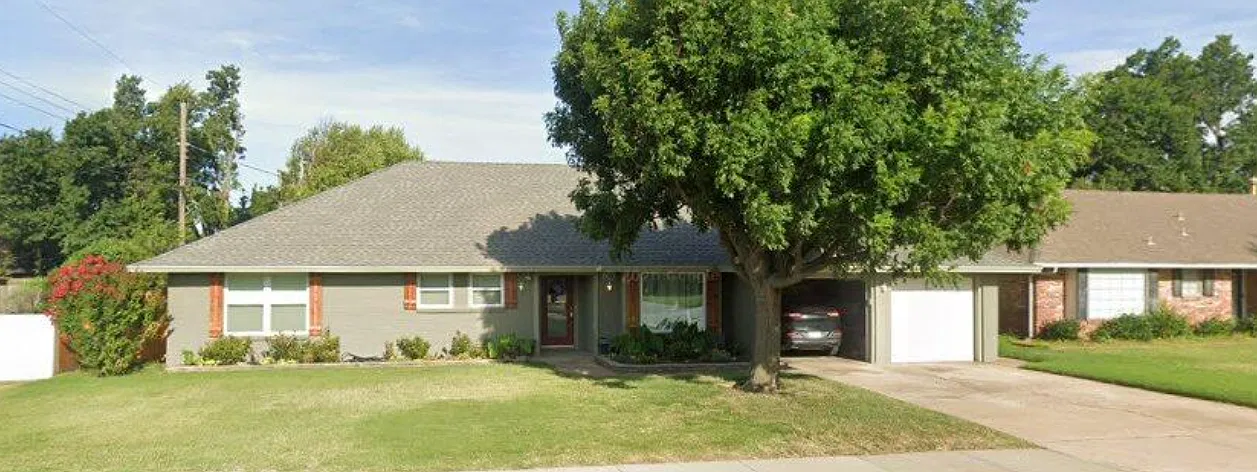 3 bed, 2.5 bath, 1897 sqft, $2,100 — Photo 1