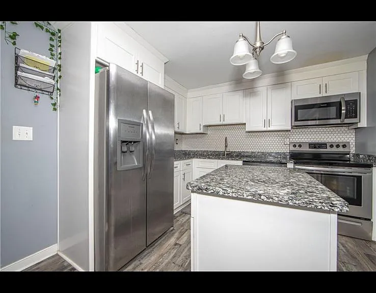6307 Brambleton Rd — Photo 8