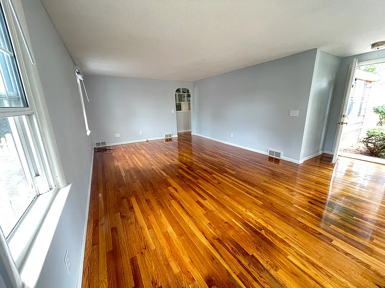 29 Pinebrook Dr — Photo 7