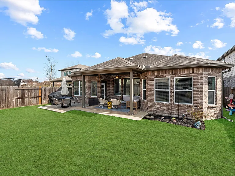 9019 Stanley Oak Dr — Photo 37