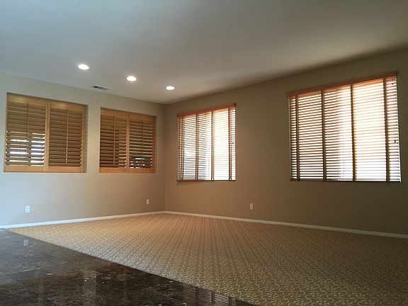 3rd image of 1513 E Elma Privado