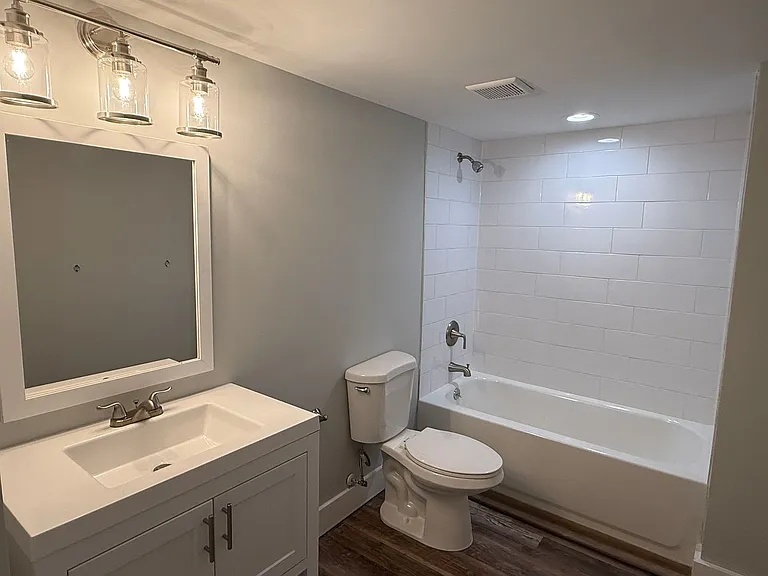 200 Sherwood Dr — Photo 19