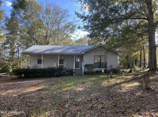 131 Sammy Jo Rd, Lumberton, MS 39455
