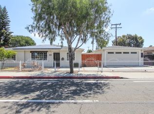 2284 Placentia Ave, Costa Mesa, CA 92627