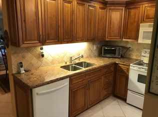 2037 Hythe Pl #C, Boca Raton, FL 33434