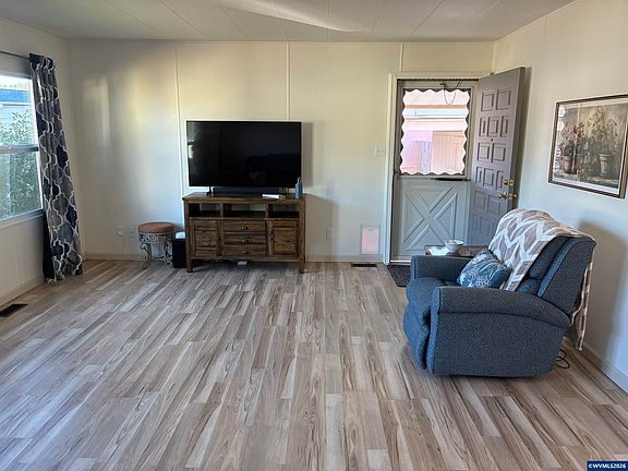 5th image of 1307 S Water St Unit 62