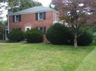 2626 Winston Rd, Bethlehem, PA 18017