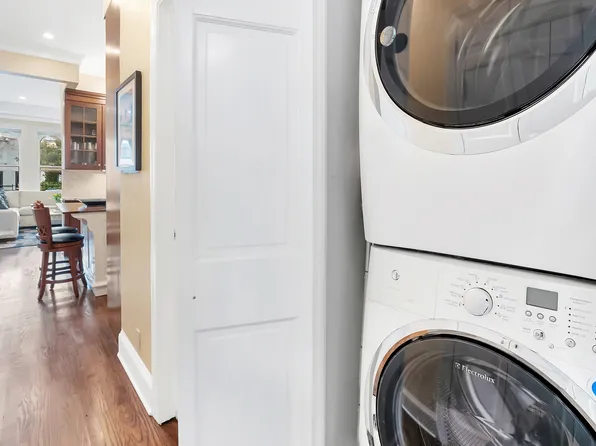 24 West 70th Street image 7 of 13