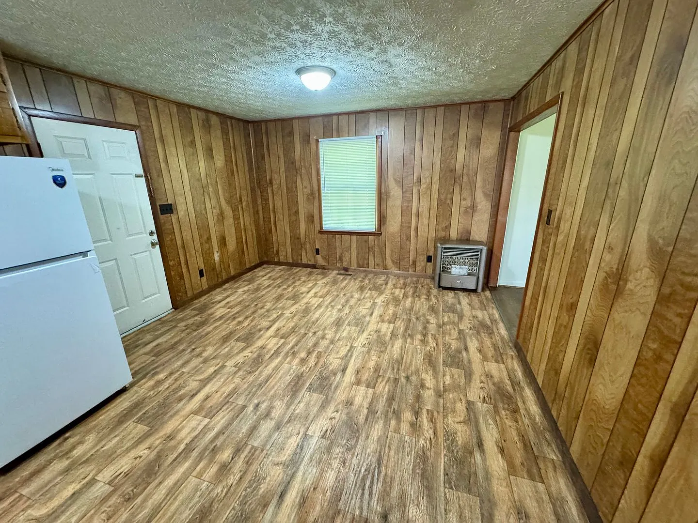 Charming 3-Bedroom Home in Eastaboga — Photo 4
