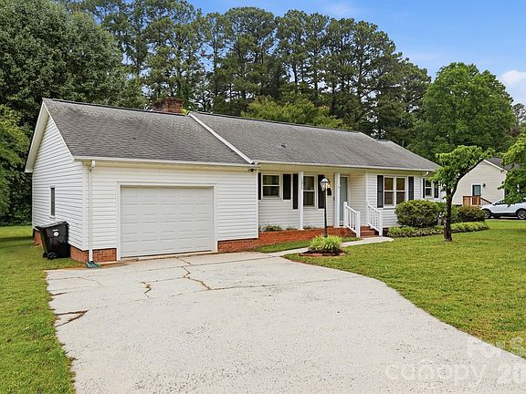 2nd image of 1235 Winecoff School Rd