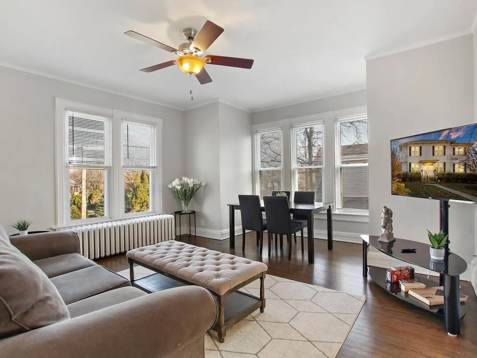 6 bed, 2466 sqft, $7,800 — Photo 3