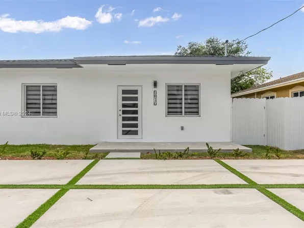 5816 23rd, Miami, FL 33142