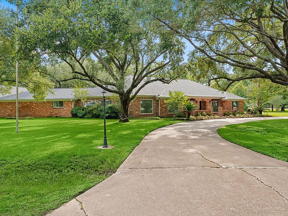 1st image of 17034 N Ivy Cir