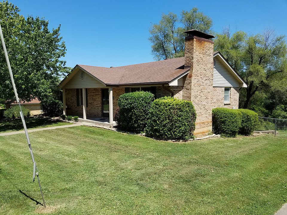 1st image of 1721 Overlook Dr