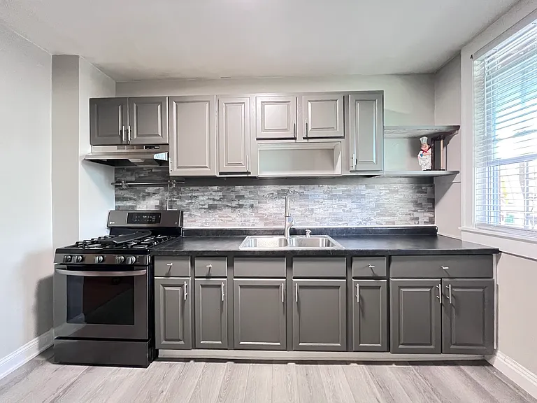 5350 W Crystal St #2 — Photo 15