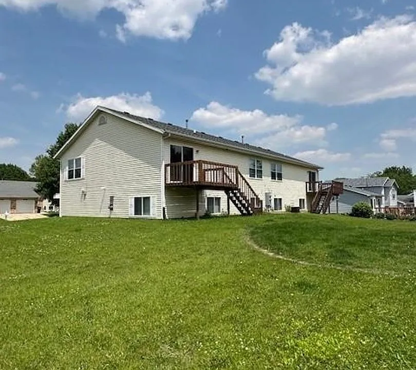 1627-1629 Rustic Dr